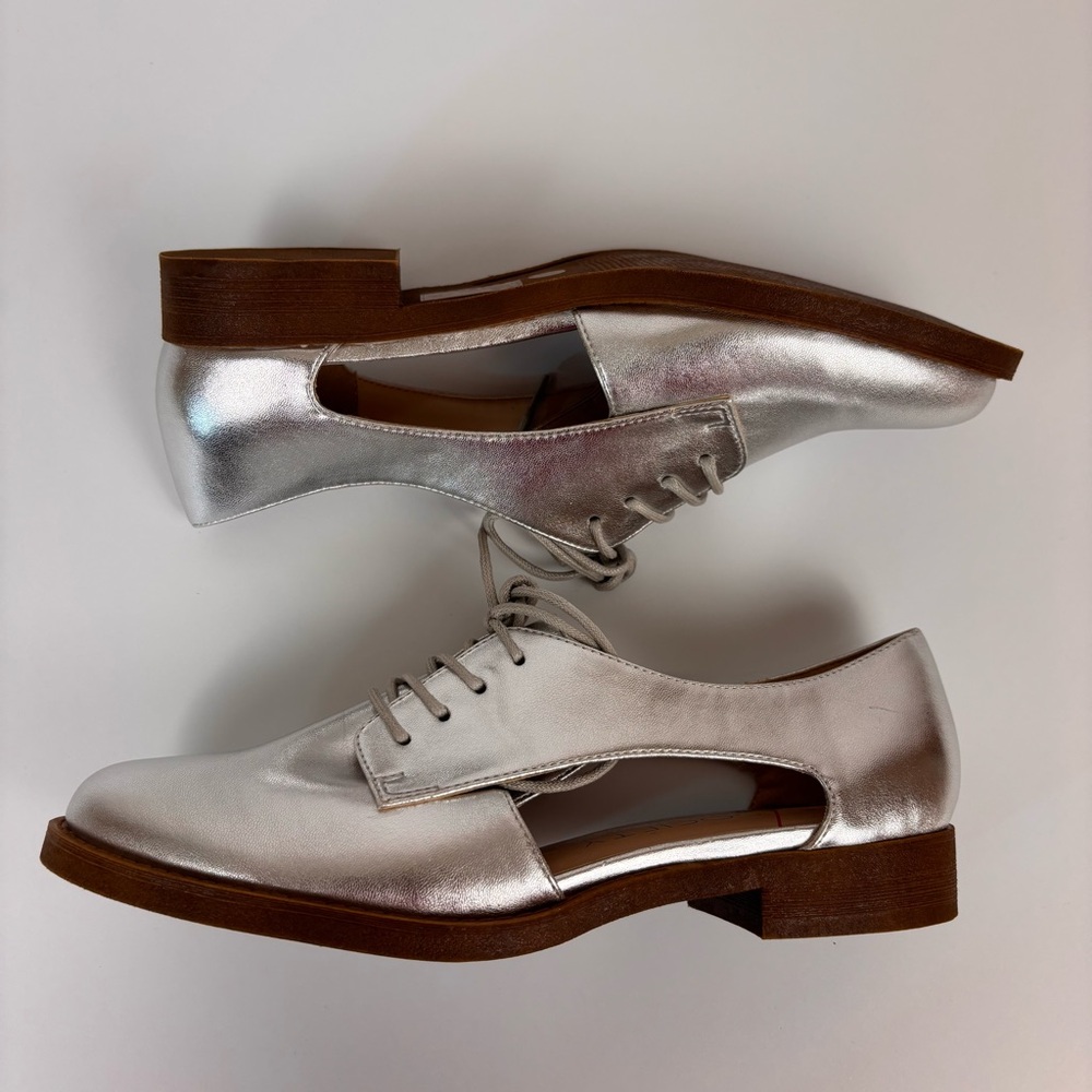 Sole Society Cobain Cutout Oxford Shoes Metallic Classic Flats Silver Size 8 - Picture 10 of 14